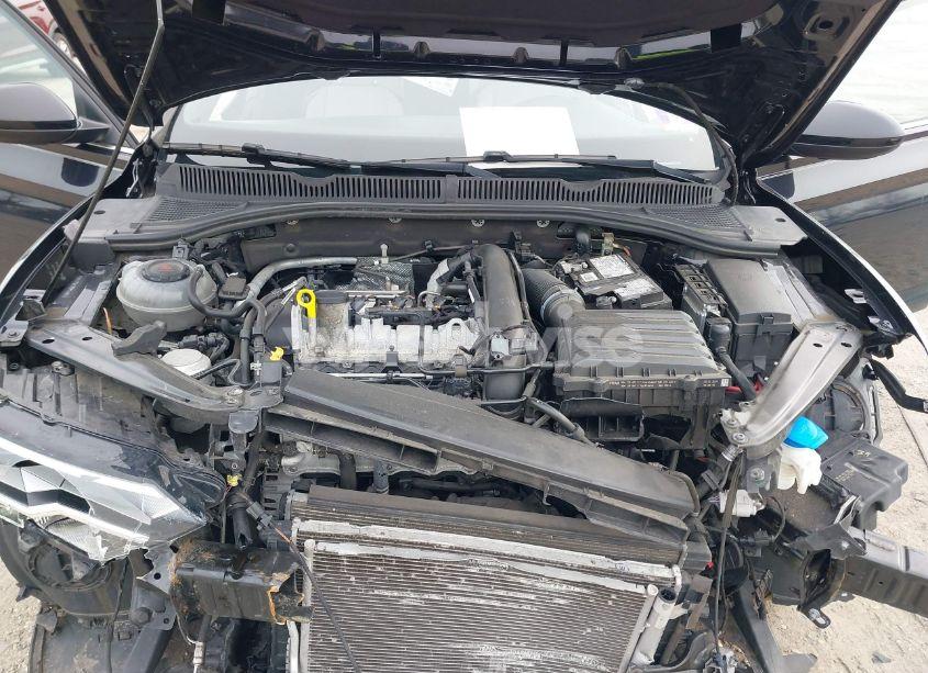 Photo 10 of 2019 Volkswagen Jetta 1.4T R-LINE/1.4T S/1.4T SE (VIN 3VWC57BU7KM148652)