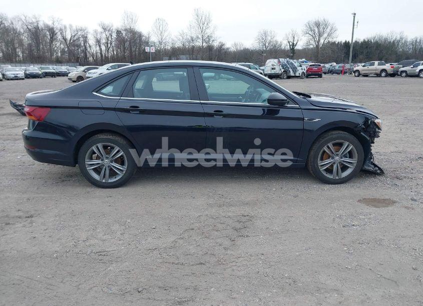 Photo 13 of 2019 Volkswagen Jetta 1.4T R-LINE/1.4T S/1.4T SE (VIN 3VWC57BU7KM148652)