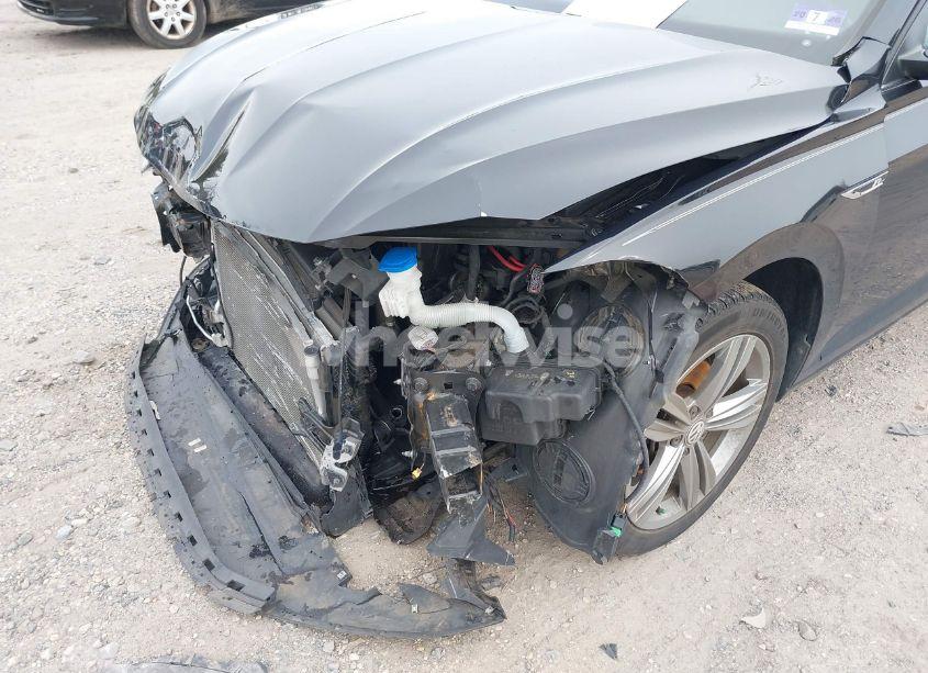 Photo 6 of 2019 Volkswagen Jetta 1.4T R-LINE/1.4T S/1.4T SE (VIN 3VWC57BU7KM148652)