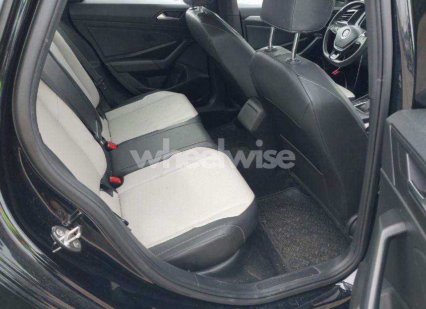 Photo 8 of 2019 Volkswagen Jetta 1.4T R-LINE/1.4T S/1.4T SE (VIN 3VWC57BU7KM148652)