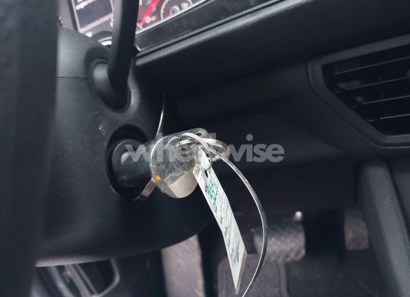 Photo 11 of 2019 Volkswagen Jetta 1.4T R-LINE/1.4T S/1.4T SE (VIN 3VWC57BU7KM184678)