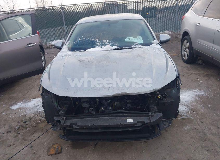 Photo 13 of 2019 Volkswagen Jetta 1.4T R-LINE/1.4T S/1.4T SE (VIN 3VWC57BU7KM184678)