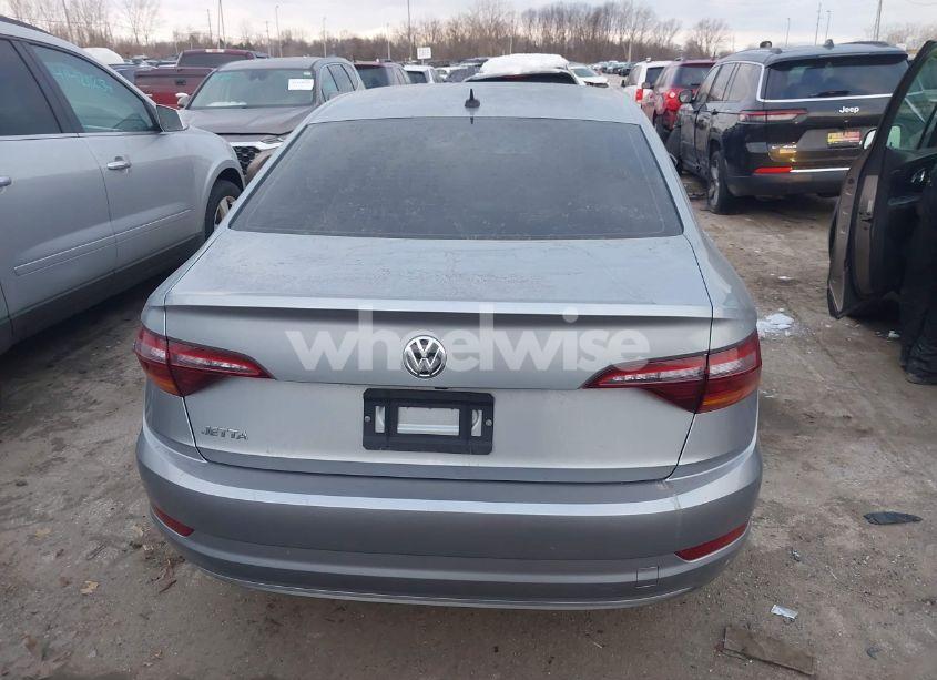 Photo 17 of 2019 Volkswagen Jetta 1.4T R-LINE/1.4T S/1.4T SE (VIN 3VWC57BU7KM184678)