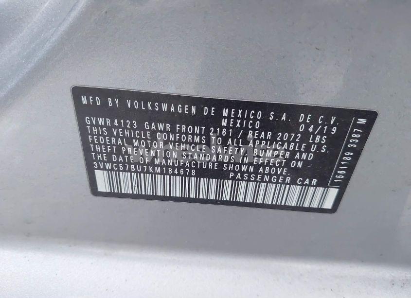 Photo 9 of 2019 Volkswagen Jetta 1.4T R-LINE/1.4T S/1.4T SE (VIN 3VWC57BU7KM184678)