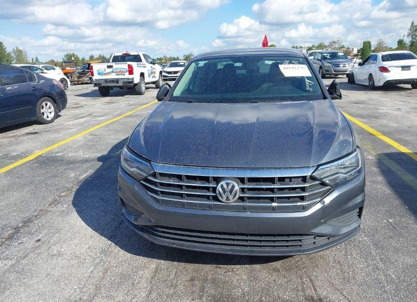 Photo 12 of 2019 Volkswagen Jetta 1.4T R-LINE/1.4T S/1.4T SE (VIN 3VWC57BU7KM233510)