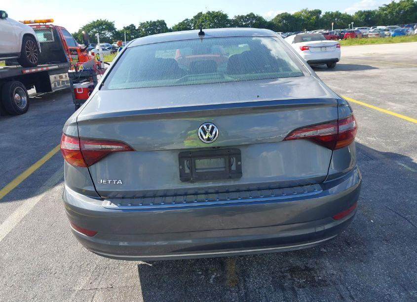 Photo 16 of 2019 Volkswagen Jetta 1.4T R-LINE/1.4T S/1.4T SE (VIN 3VWC57BU7KM233510)