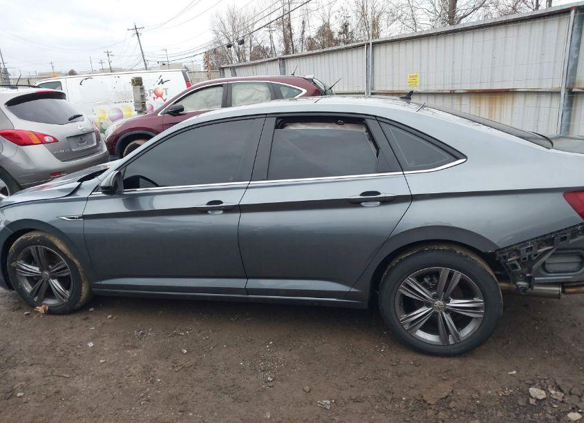 Photo 13 of 2019 Volkswagen Jetta 1.4T R-LINE/1.4T S/1.4T SE (VIN 3VWC57BU7KM250579)