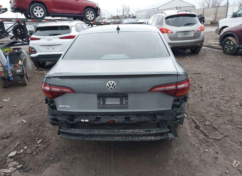 Photo 15 of 2019 Volkswagen Jetta 1.4T R-LINE/1.4T S/1.4T SE (VIN 3VWC57BU7KM250579)