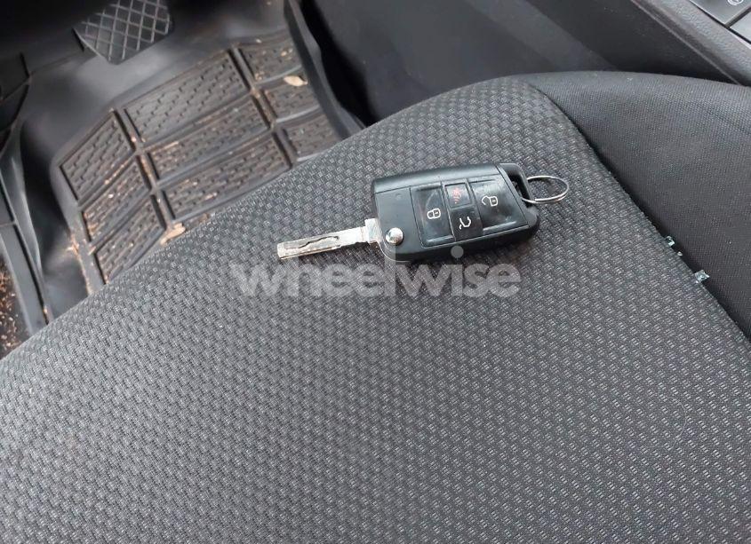 Photo 11 of 2021 Volkswagen Jetta 1.4T R-LINE/1.4T S/1.4T SE (VIN 3VWC57BU7MM035741)