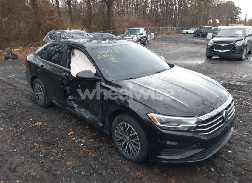 Photo 13 of 2021 Volkswagen Jetta 1.4T R-LINE/1.4T S/1.4T SE (VIN 3VWC57BU7MM035741)