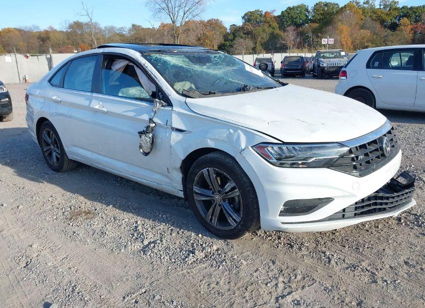 2019 Volkswagen Jetta 1.4T R-LINE/1.4T S/1.4T SE (VIN 3VWC57BU8KM039102) main photo