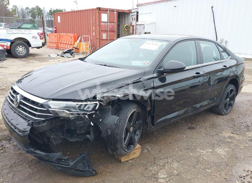 Photo 6 of 2019 Volkswagen Jetta 1.4T R-LINE/1.4T S/1.4T SE (VIN 3VWC57BU8KM057180)