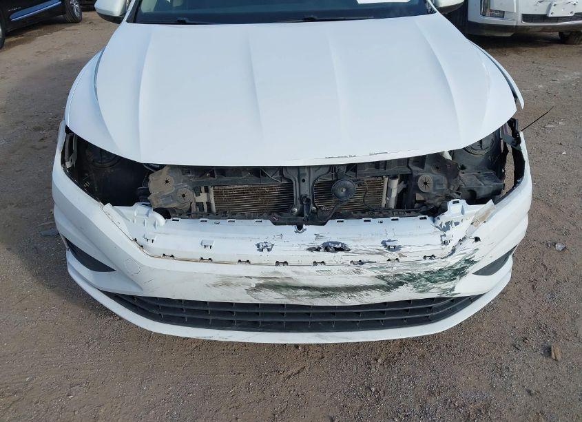 Photo 6 of 2019 Volkswagen Jetta 1.4T R-LINE/1.4T S/1.4T SE (VIN 3VWC57BU8KM063898)