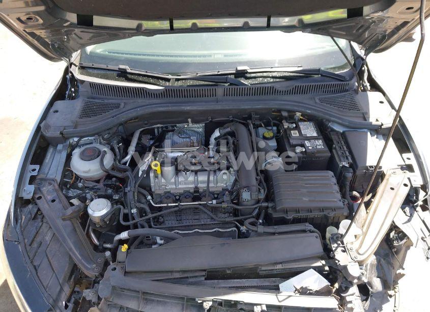 Photo 10 of 2019 Volkswagen Jetta 1.4T R-LINE/1.4T S/1.4T SE (VIN 3VWC57BU8KM078627)