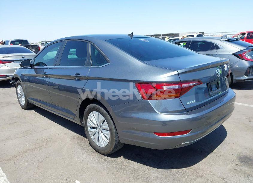 Photo 3 of 2019 Volkswagen Jetta 1.4T R-LINE/1.4T S/1.4T SE (VIN 3VWC57BU8KM078627)