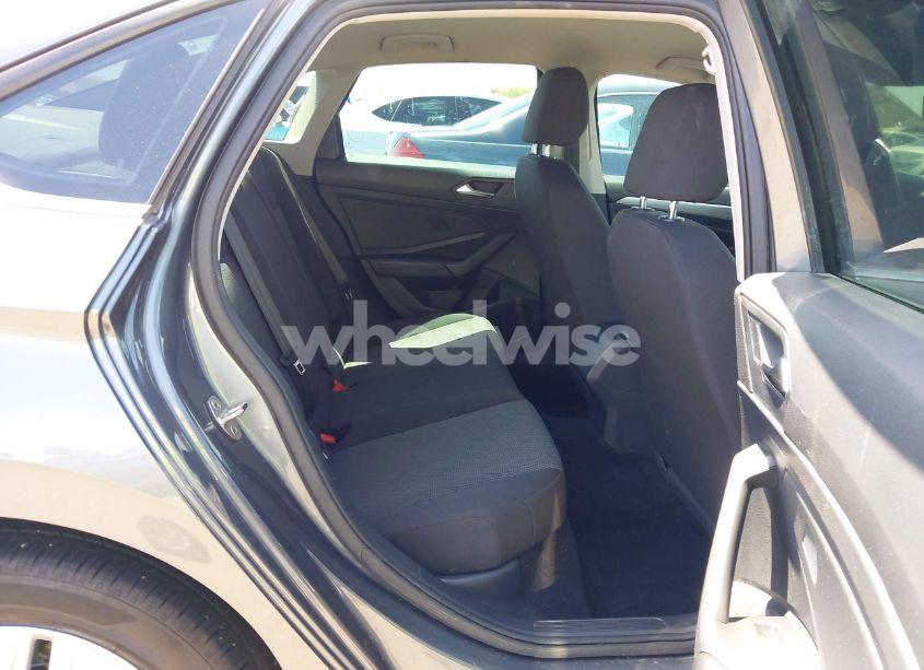 Photo 8 of 2019 Volkswagen Jetta 1.4T R-LINE/1.4T S/1.4T SE (VIN 3VWC57BU8KM078627)