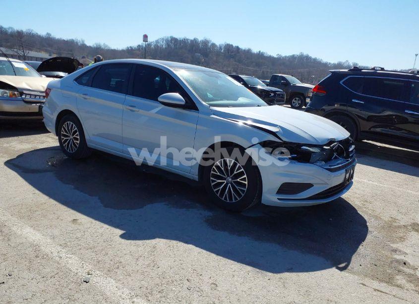 2019 Volkswagen Jetta 1.4T R-LINE/1.4T S/1.4T SE (VIN 3VWC57BU8KM139474) main photo