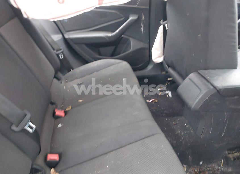 Photo 8 of 2019 Volkswagen Jetta 1.4T R-LINE/1.4T S/1.4T SE (VIN 3VWC57BU8KM140589)