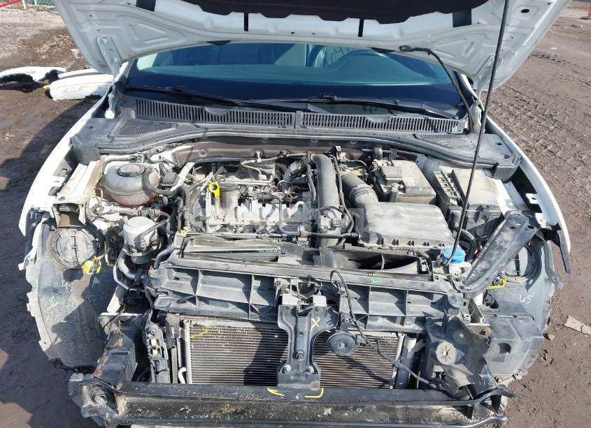 Photo 10 of 2019 Volkswagen Jetta 1.4T R-LINE/1.4T S/1.4T SE (VIN 3VWC57BU8KM148658)