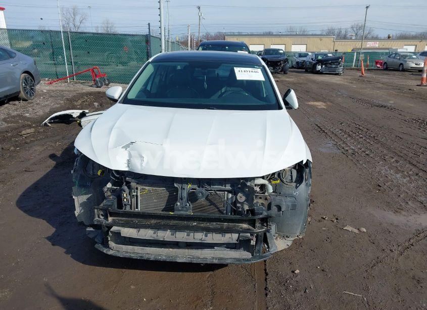 Photo 13 of 2019 Volkswagen Jetta 1.4T R-LINE/1.4T S/1.4T SE (VIN 3VWC57BU8KM148658)