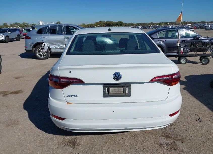 Photo 16 of 2019 Volkswagen Jetta 1.4T R-LINE/1.4T S/1.4T SE (VIN 3VWC57BU8KM156968)