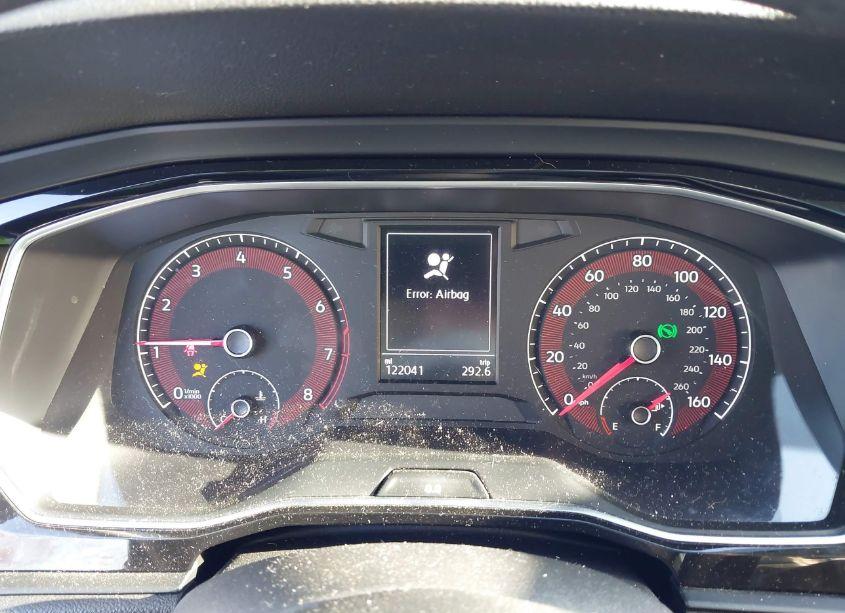 Photo 7 of 2019 Volkswagen Jetta 1.4T R-LINE/1.4T S/1.4T SE (VIN 3VWC57BU8KM192837)