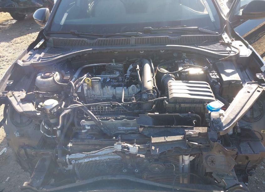 Photo 10 of 2019 Volkswagen Jetta 1.4T R-LINE/1.4T S/1.4T SE (VIN 3VWC57BU8KM198797)