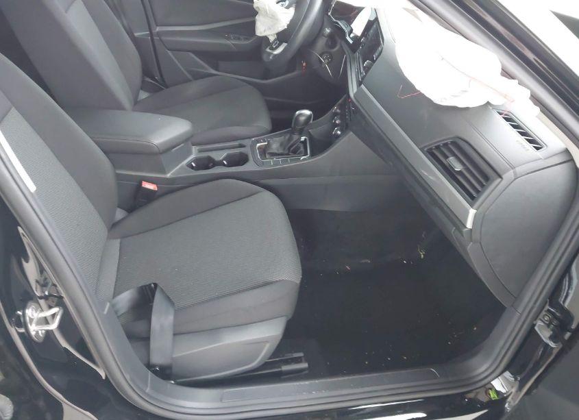 Photo 5 of 2019 Volkswagen Jetta 1.4T R-LINE/1.4T S/1.4T SE (VIN 3VWC57BU8KM198962)