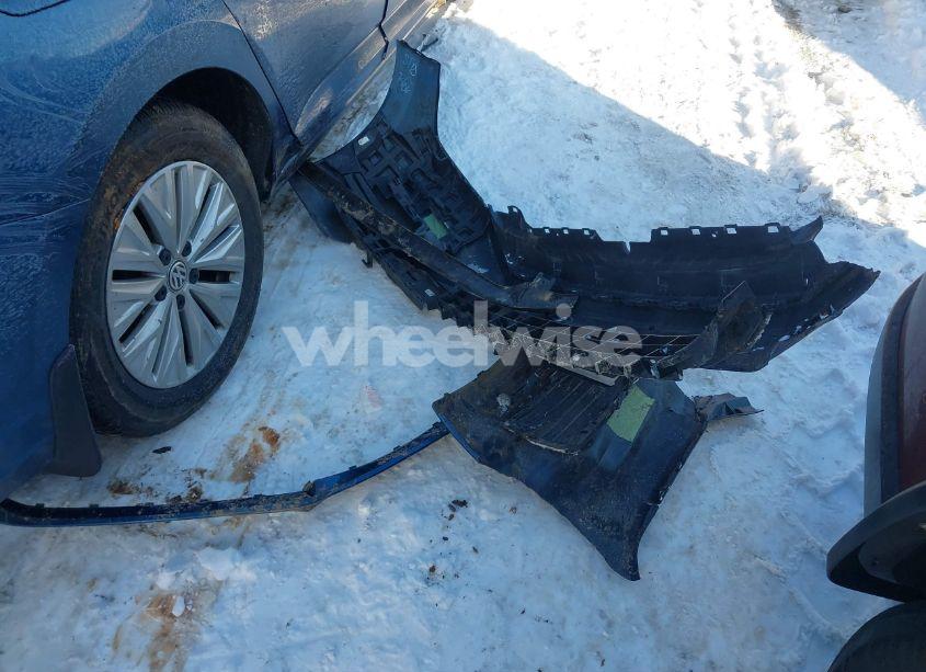 Photo 11 of 2019 Volkswagen Jetta 1.4T R-LINE/1.4T S/1.4T SE (VIN 3VWC57BU8KM212200)