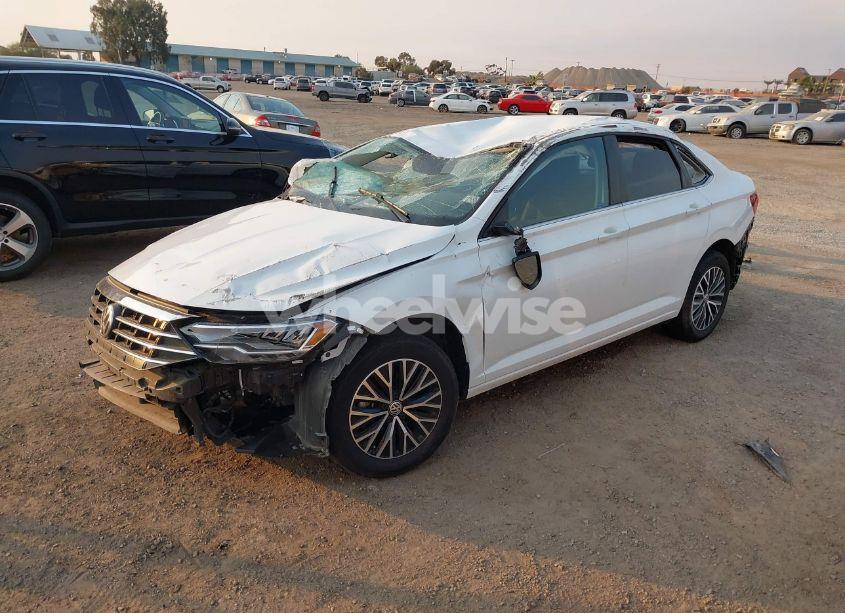 Photo 2 of 2021 Volkswagen Jetta N/A (VIN 3VWC57BU8MM010251)