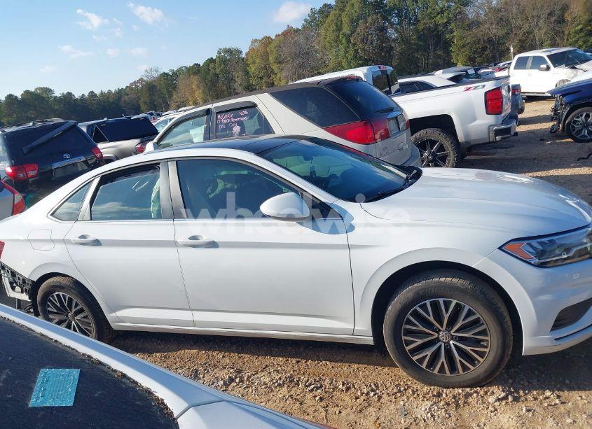 Photo 13 of 2021 Volkswagen Jetta 1.4T R-LINE/1.4T S/1.4T SE (VIN 3VWC57BU8MM016454)