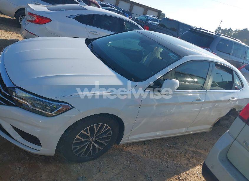 Photo 14 of 2021 Volkswagen Jetta 1.4T R-LINE/1.4T S/1.4T SE (VIN 3VWC57BU8MM016454)