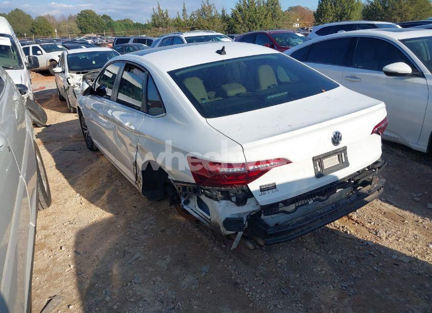 Photo 3 of 2021 Volkswagen Jetta 1.4T R-LINE/1.4T S/1.4T SE (VIN 3VWC57BU8MM016454)