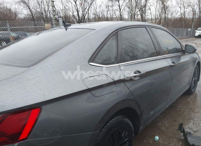 Photo 13 of 2021 Volkswagen Jetta 1.4T R-LINE/1.4T S/1.4T SE (VIN 3VWC57BU8MM035716)