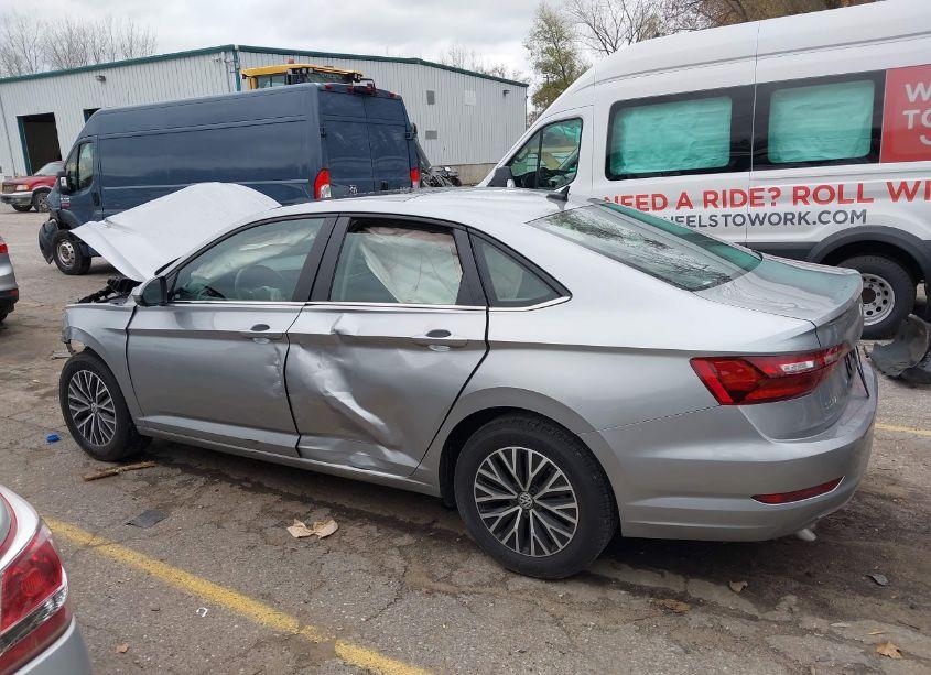 Photo 14 of 2021 Volkswagen Jetta 1.4T R-LINE/1.4T S/1.4T SE (VIN 3VWC57BU8MM038664)