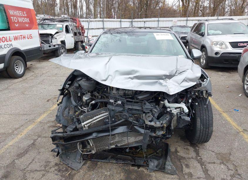 Photo 6 of 2021 Volkswagen Jetta 1.4T R-LINE/1.4T S/1.4T SE (VIN 3VWC57BU8MM038664)