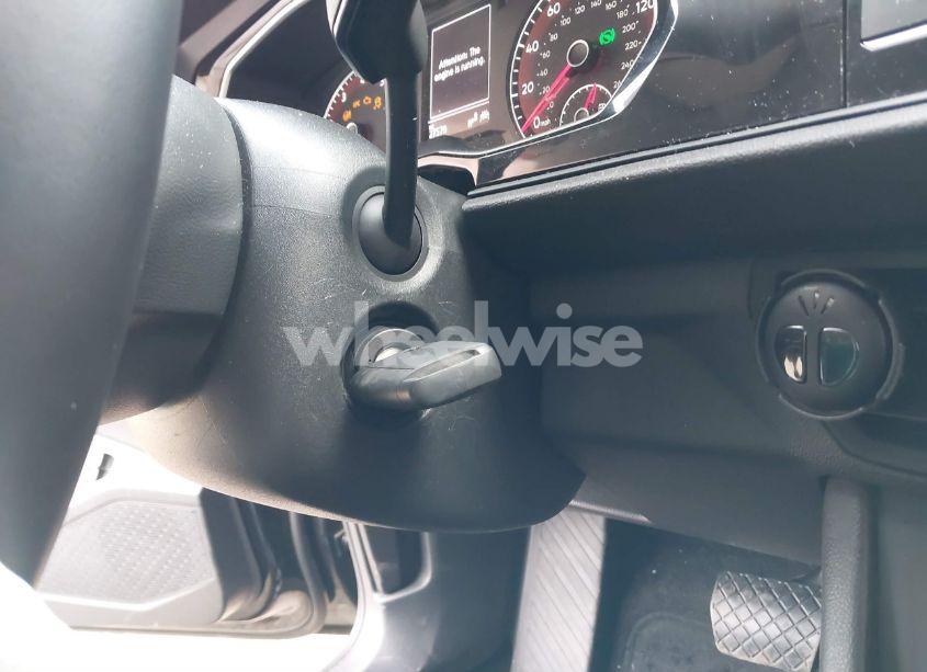 Photo 11 of 2021 Volkswagen Jetta 1.4T R-LINE/1.4T S/1.4T SE (VIN 3VWC57BU8MM102735)