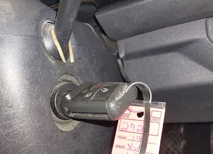 Photo 11 of 2019 Volkswagen Jetta 1.4T R-LINE/1.4T S/1.4T SE (VIN 3VWC57BU9KM074232)