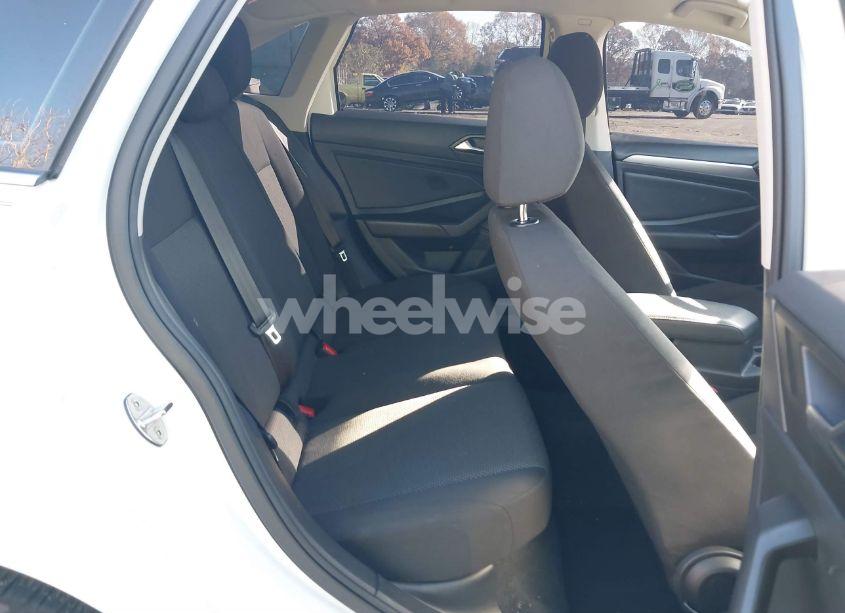 Photo 8 of 2019 Volkswagen Jetta 1.4T R-LINE/1.4T S/1.4T SE (VIN 3VWC57BU9KM077051)