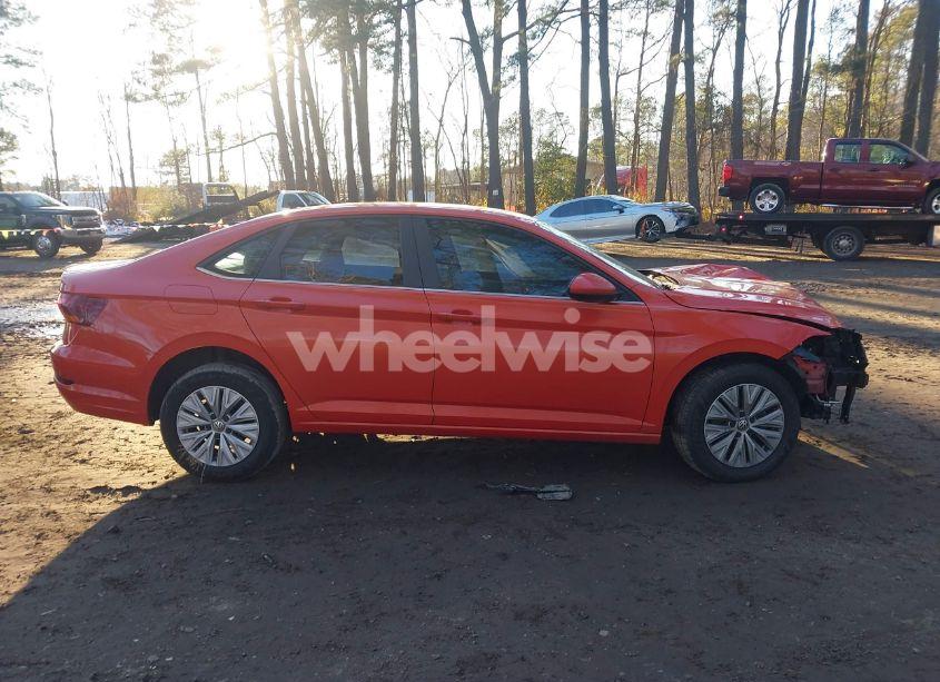 Photo 14 of 2019 Volkswagen Jetta 1.4T R-LINE/1.4T S/1.4T SE (VIN 3VWC57BU9KM082699)
