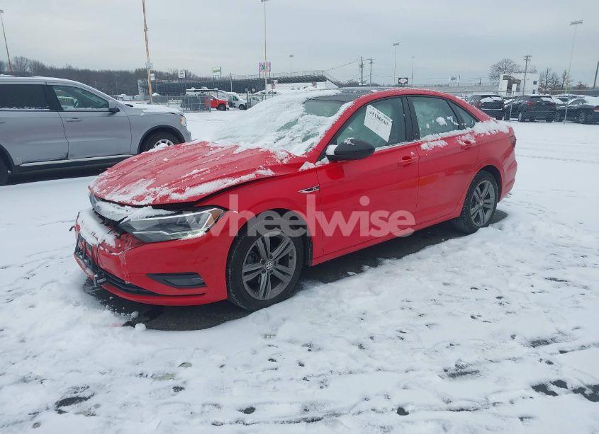 Photo 2 of 2019 Volkswagen Jetta 1.4T R-LINE/1.4T S/1.4T SE (VIN 3VWC57BU9KM095534)