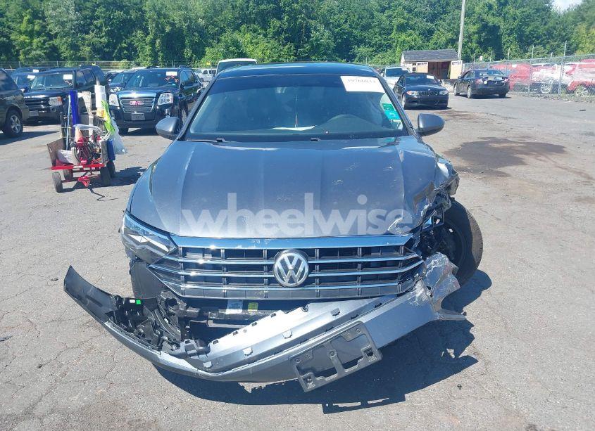 Photo 13 of 2019 Volkswagen Jetta 1.4T R-LINE/1.4T S/1.4T SE (VIN 3VWC57BU9KM097834)