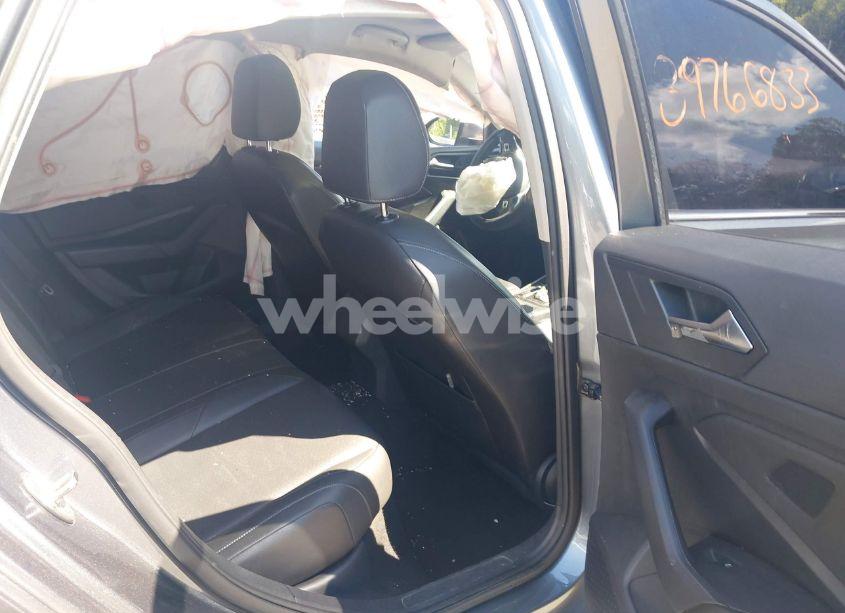 Photo 8 of 2019 Volkswagen Jetta 1.4T R-LINE/1.4T S/1.4T SE (VIN 3VWC57BU9KM097834)