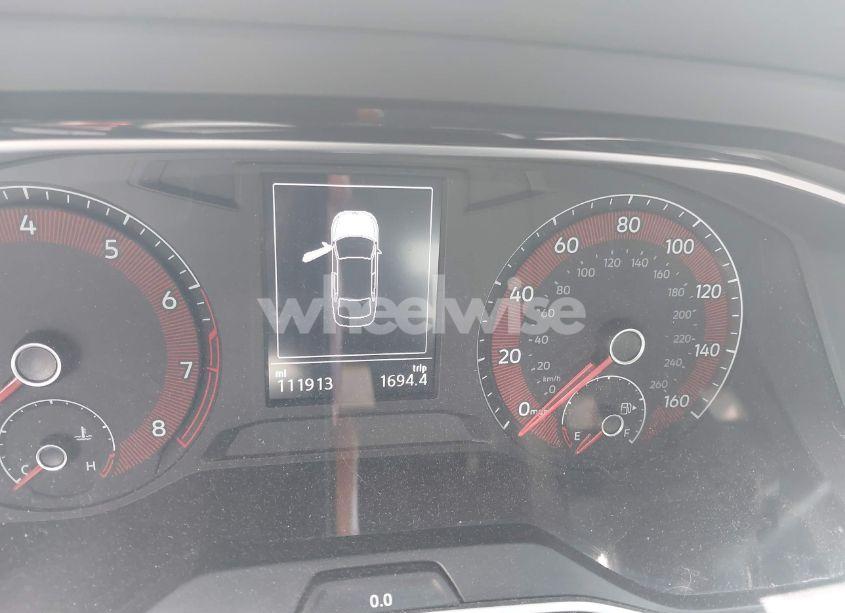 Photo 7 of 2019 Volkswagen Jetta 1.4T R-LINE/1.4T S/1.4T SE (VIN 3VWC57BU9KM103048)