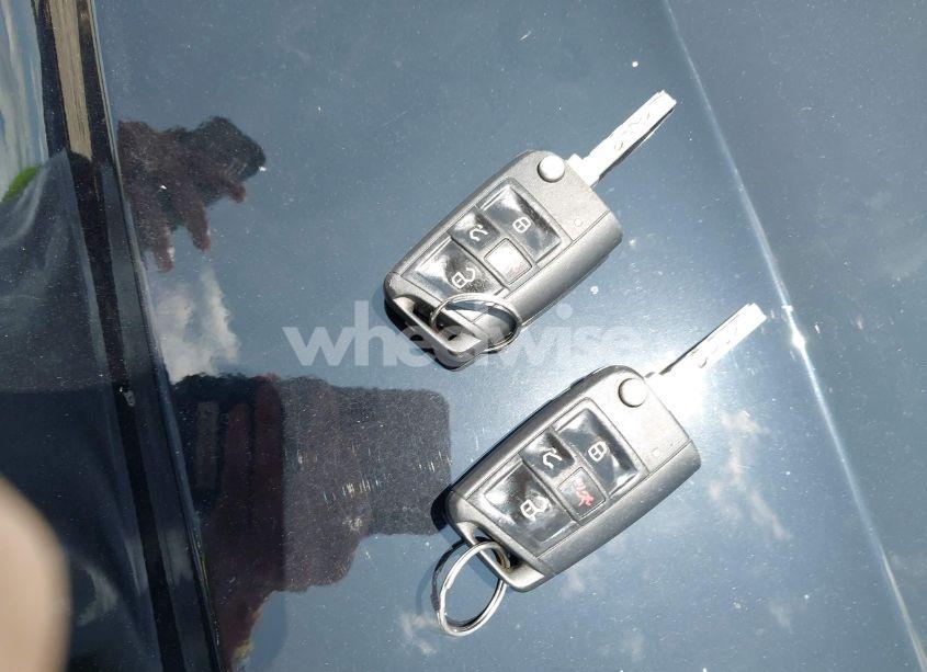 Photo 11 of 2019 Volkswagen Jetta (VIN 3VWC57BU9KM201612)