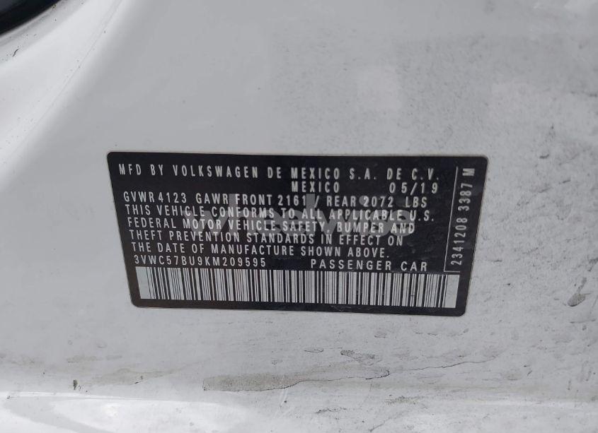 Photo 9 of 2019 Volkswagen Jetta 1.4T R-LINE/1.4T S/1.4T SE (VIN 3VWC57BU9KM209595)