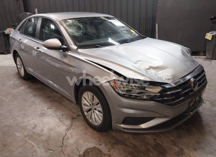 2019 Volkswagen Jetta 1.4T R-LINE/1.4T S/1.4T SE (VIN 3VWC57BU9KM228972) main photo