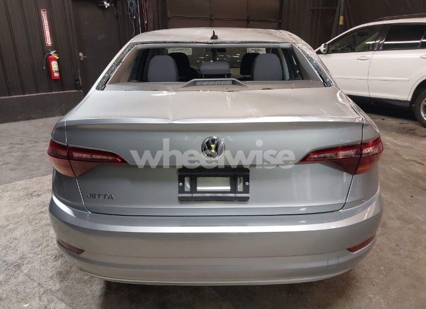 Photo 16 of 2019 Volkswagen Jetta 1.4T R-LINE/1.4T S/1.4T SE (VIN 3VWC57BU9KM228972)