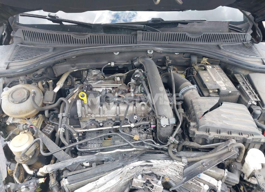 Photo 10 of 2019 Volkswagen Jetta 1.4T R-LINE/1.4T S/1.4T SE (VIN 3VWC57BU9KM261602)