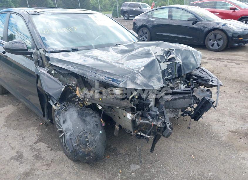 Photo 6 of 2019 Volkswagen Jetta 1.4T R-LINE/1.4T S/1.4T SE (VIN 3VWC57BU9KM261602)